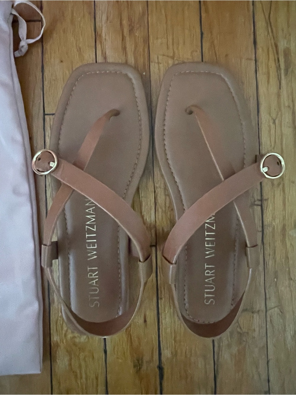 Stuart Weitzman “Benni” Tan Flat Sandals (size 6.5)